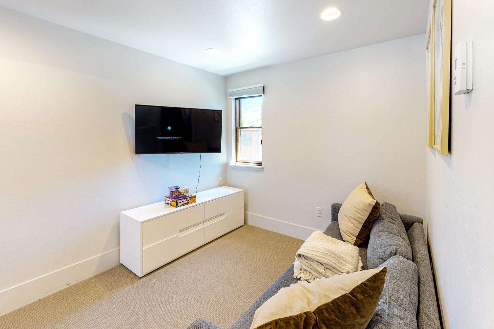 Blue River Flats Condos Silverthorne Room photo