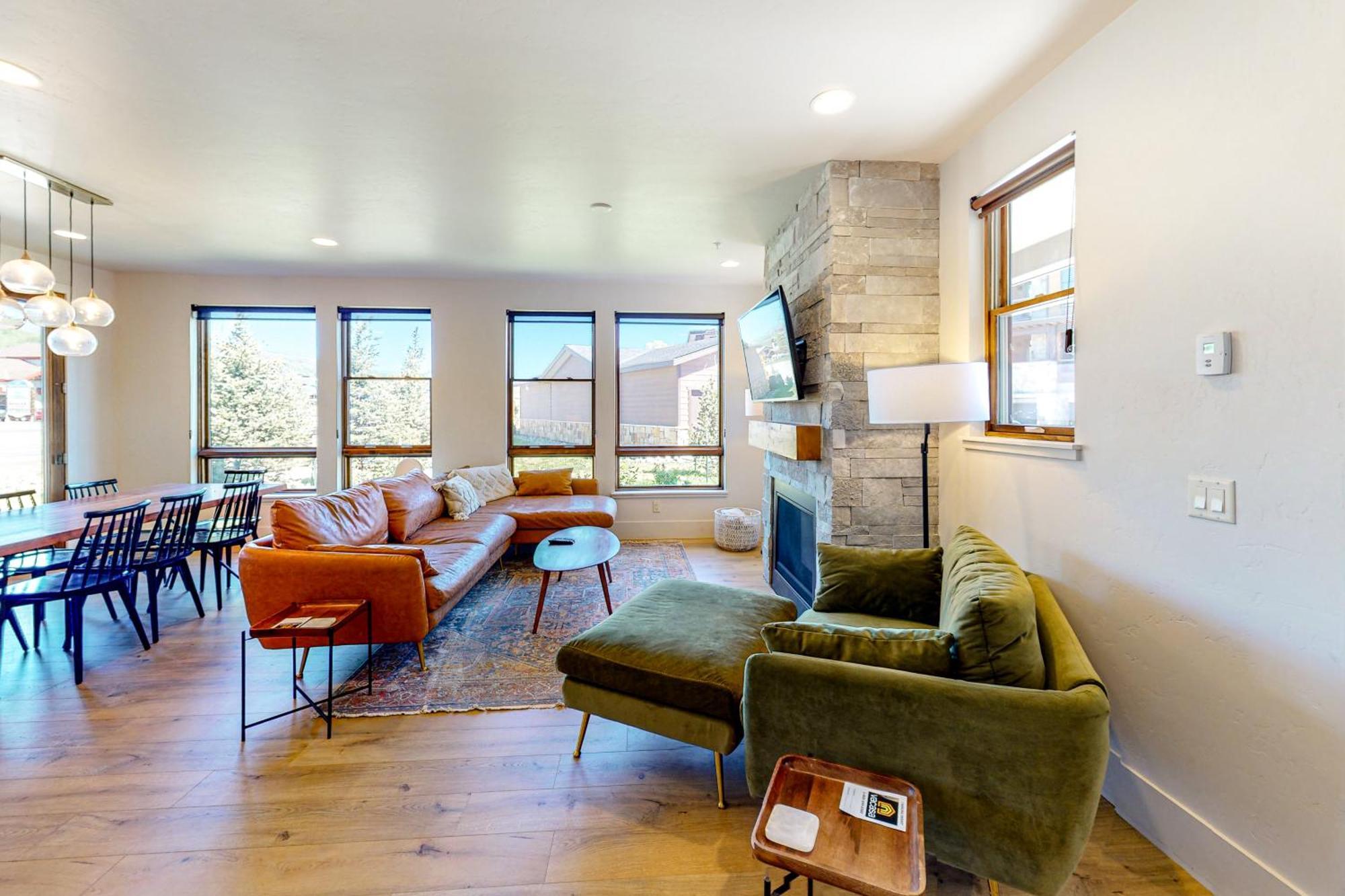 Blue River Flats Condos Silverthorne Room photo