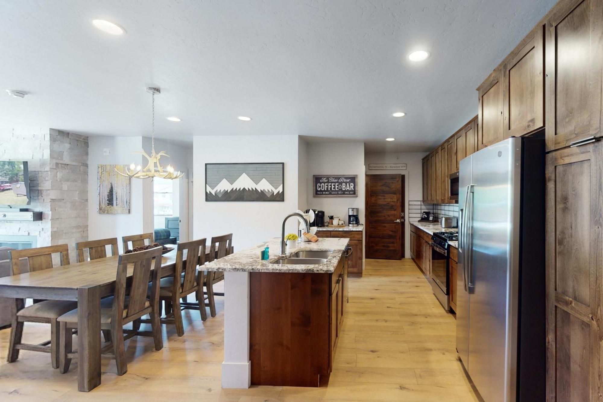 Blue River Flats Condos Silverthorne Room photo